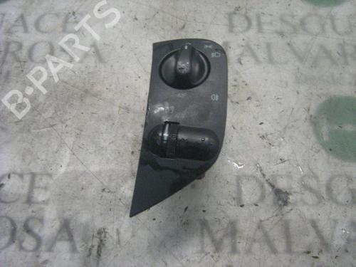 Used Headlight switch VW POLO III (6N1) 75 1.6 (75 hp) 3777392