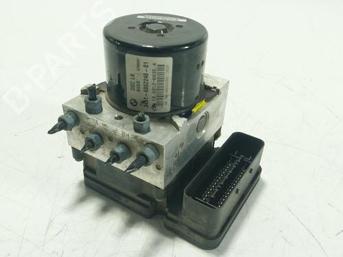 Used ABS pump ABS pump BMW 3 (F30, F80) 320 d (163 hp) 27975104 27975104