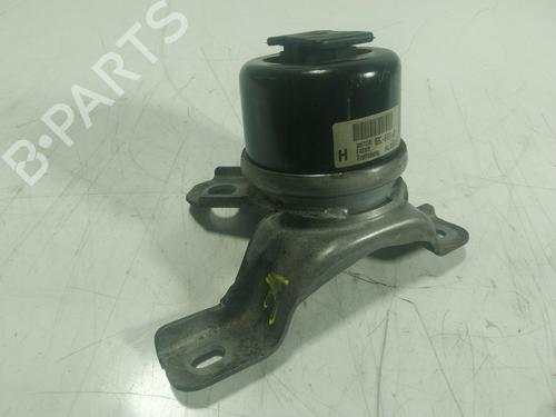 Used Engine mount Engine mount VOLVO V60 I (155) D3 (136 hp) 19691904 19691904