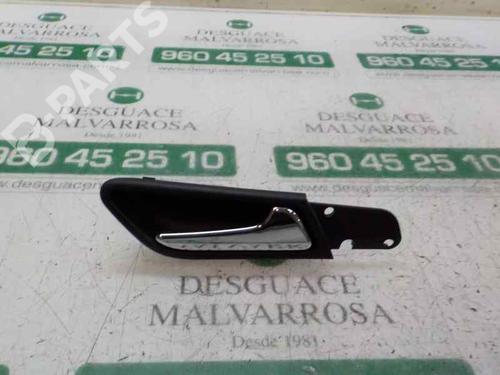 Used Rear right interior door handle Rear right interior door handle MERCEDES-BENZ B-CLASS Sports Tourer (W245) B 180 CDI (245.207) (109 hp) 4472899 4472899