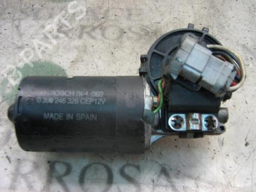 Used Front wiper motor RENAULT 19 I (B/C53_) [1988-1994]  3749082