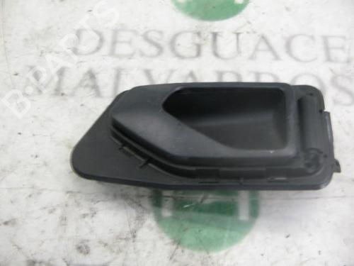 Høyre foran invendig håndtak Høyre foran invendig håndtak PEUGEOT 306 (7B, N3, N5) 1.9 D (69 hp) 3743461 3743461