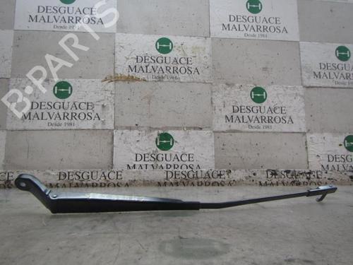 Used Front windshield wiper arm PEUGEOT 407 (6D_) 1.8 16V (6D6FYC) (125 hp) 3821699