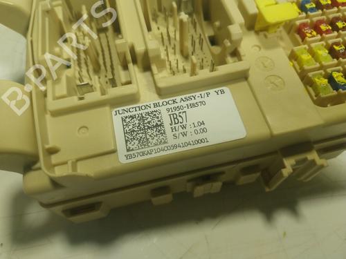 Fuse box KIA STONIC (YB) 1.6 CRDi | BP17023056E1 