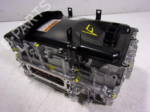 Used Inverter/Converter Inverter/Converter TOYOTA YARIS (_P21_, _PA1_, _PH1_) 1.5 Hybrid (MXPH11) (92 hp) 16755562 16755562