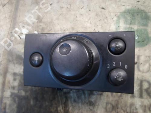 Used Headlight switch Headlight switch OPEL MERIVA A MPV (X03) 1.7 DTI (E75) (75 hp) 3815692 3815692