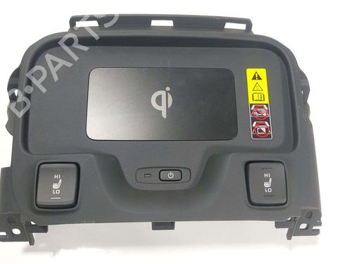Used Electronic module Electronic module TOYOTA COROLLA Hatchback (_E21_, _EA1_, _EH1_) 1.8 VVTi Hybrid (ZWE219) (140 hp) 39698309 39698309