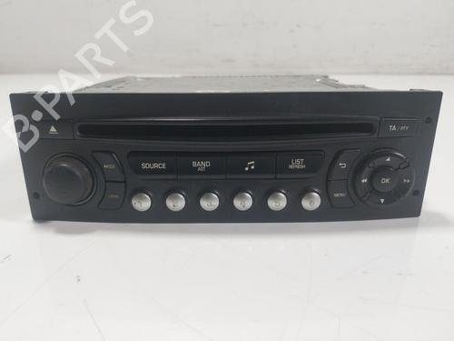 Used Radio Radio CITROËN C3 II (SC_) 1.4 HDi 70 (SC8HZC, SC8HR0, SC8HP4) (68 hp) 17968225 17968225