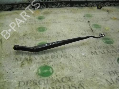 Used Front windshield wiper arm NISSAN PRIMERA Hatchback (P12) 2.2 Di (126 hp) 3793052