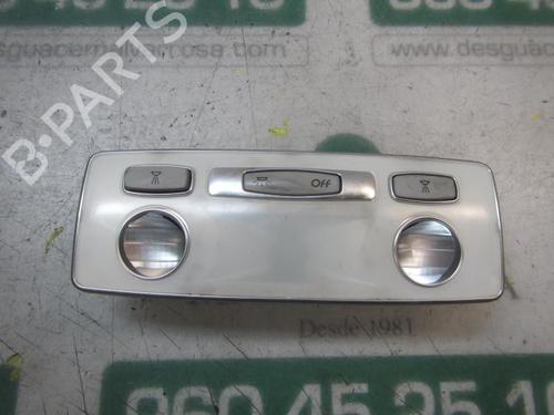 Used Interior roof light RENAULT LAGUNA III Grandtour (KT0/1) [2007-2015]  9081734