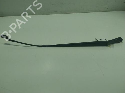 Used Front windshield wiper arm Front windshield wiper arm 18104934 18104934