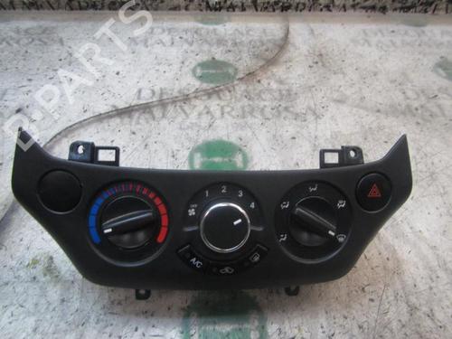 Used Climate control CHEVROLET AVEO / KALOS Hatchback (T250, T255) [2006-2025]  3840124