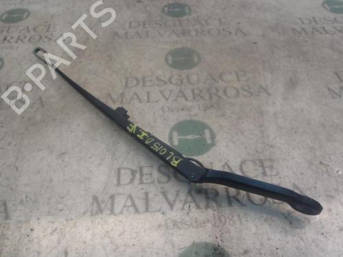 Used Front windshield wiper arm BMW 3 (E46) 330 d (204 hp) 3796191