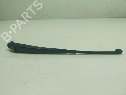 Used Rear windshield wiper arm Rear windshield wiper arm LAND ROVER RANGE ROVER SPORT II (L494) 3.0 TDV6 4x4 (258 hp) 19264011 19264011