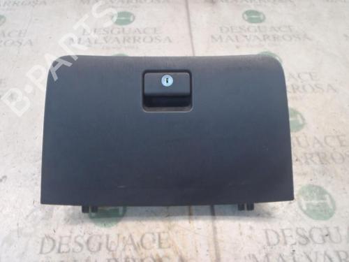 Used Glove box Glove box TOYOTA COROLLA Verso (_E12_) 1.8 VVT-i (ZZE122_, ZZE122R) (135 hp) 3809248 3809248
