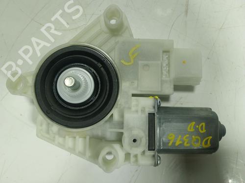 Rudehejsemotor forskærm højre BMW 5 (G30, F90) 540 i xDrive (340 hp) 24574615