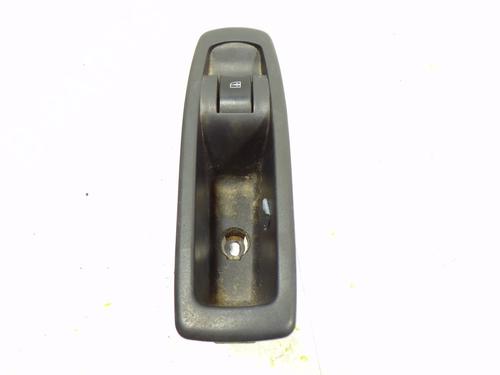 Used Right rear window switch RENAULT KOLEOS I (HY_) [2008-2025]  8224485