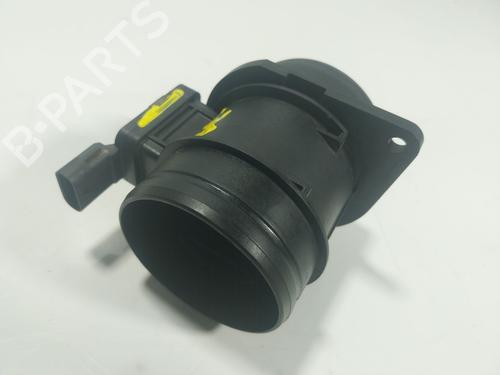 Used Mass air flow sensor Mass air flow sensor VW POLO VI (AW1, BZ1, AE1) 1.6 TDI (95 hp) 18200016 18200016