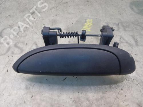 Used Front left exterior door handle RENAULT SCÉNIC I MPV (JA0/1_, FA0_) 1.9 dCi RX4 (102 hp) 3797717
