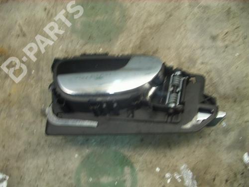 Used Front right interior door handle Front right interior door handle PEUGEOT 307 Break (3E) 1.6 16V (109 hp) 3762038 3762038