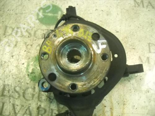 Used Left front steering knuckle Left front steering knuckle OPEL CORSA C (X01) 1.2 (F08, F68) (75 hp) 3787737 3787737