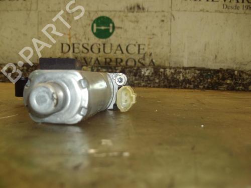 Right front window motor KIA CARENS III MPV (UN) 2.0 CRDi 140 | BP3763298E20 