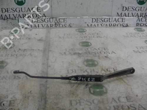 Used Front windshield wiper arm Front windshield wiper arm 3786284 3786284