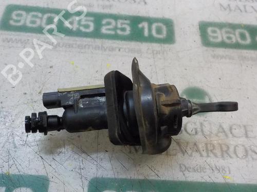Clutch slave cylinder LAND ROVER FREELANDER 2 (L359)  | BP14282533M113