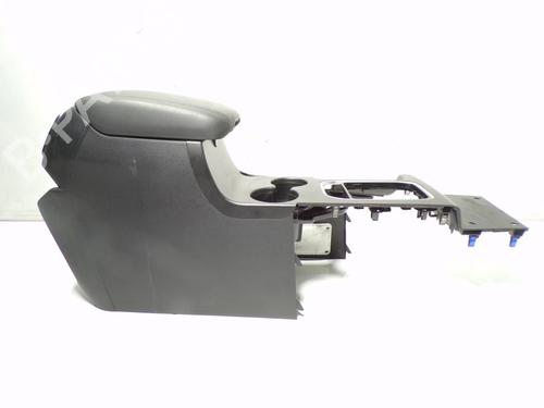 Used Armrest / Center console Armrest / Center console HYUNDAI SANTA FÉ IV (TM, TMA) 2.2 CRDi AWD (200 hp) 10618853 10618853