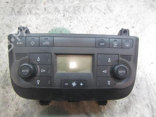 Used Climate control FIAT GRANDE PUNTO (199_) 1.4 (199AXB11, 199AXB1A, 199BXB1A, 199AXL1A) (77 hp) 3823802