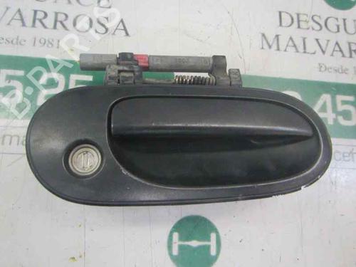 Used Front right exterior door handle Front right exterior door handle 3867587 3867587