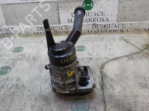 Used Steering pump PEUGEOT 308 I (4A_, 4C_) 1.6 HDi (109 hp) 3849954