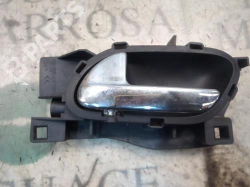Used Front left interior door handle Front left interior door handle PEUGEOT 407 (6D_) 2.0 HDi (6DRHRH) (140 hp) 3797751 3797751
