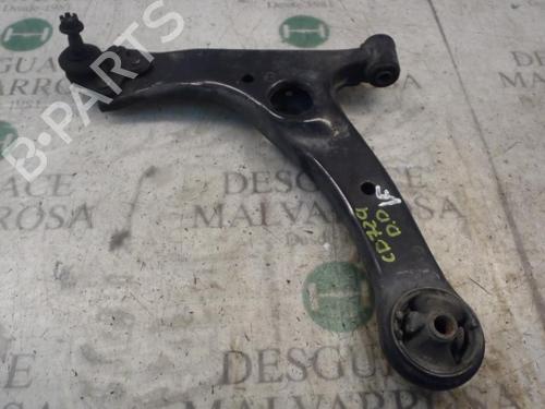 Used Right front suspension arm TOYOTA COROLLA (_E12_) 1.6 VVT-i (ZZE121_, ZZE121R) (110 hp) 3812653