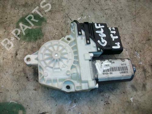 Used Left rear window motor Left rear window motor VW GOLF IV Variant (1J5) 1.8 T (150 hp) 3772273 3772273