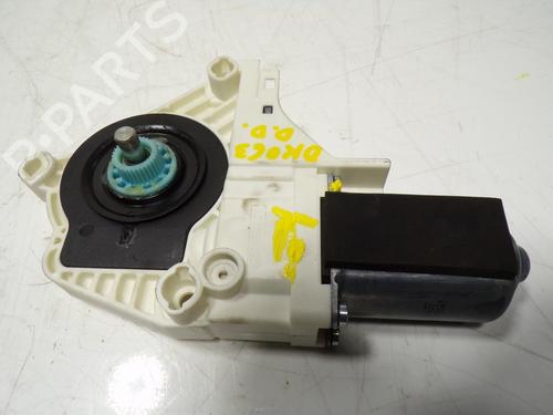 Used Right front window motor AUDI A4 B8 (8K2) 2.0 TDI 16V (140 hp) 11192307