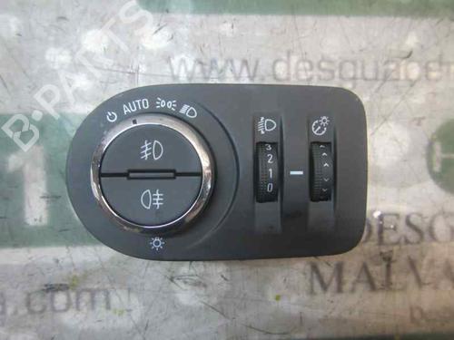Used Headlight switch Headlight switch OPEL CORSA E (X15) 1.4 (08, 68) (90 hp) 4001834 4001834
