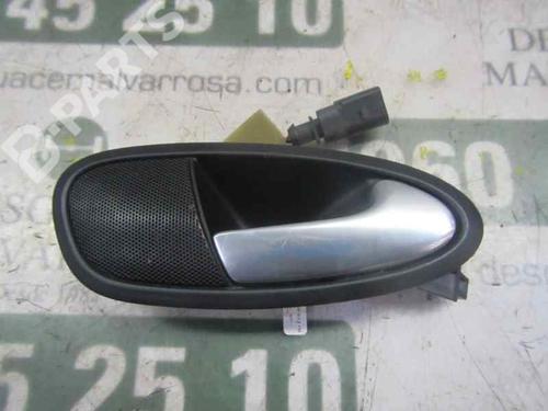 Used Rear right interior door handle Rear right interior door handle SEAT LEON (1P1) 1.6 TDI (90 hp) 3859945 3859945