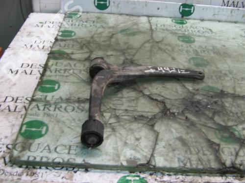 Used Right front suspension arm Right front suspension arm PEUGEOT 605 (6B) 3.0 (200 hp) 3768802 3768802