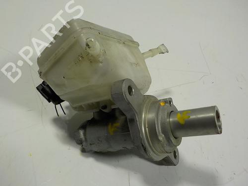 Used Brake master cylinder Brake master cylinder BMW 1 (F20) 116 d (116 hp) 13248846 13248846