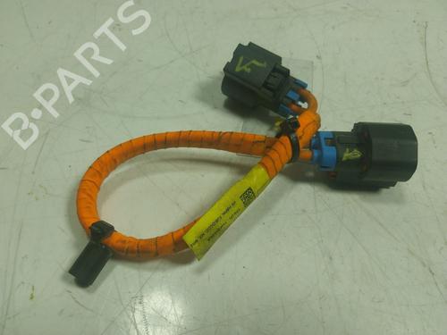 Used Electronic module Electronic module TESLA MODEL S (5YJS) 90D AWD (422 hp) 16546872 16546872