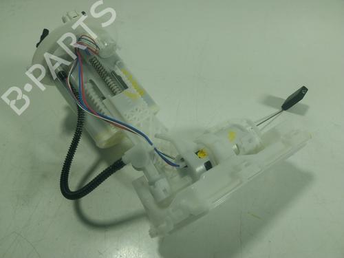 Używane Pompa paliwa TOYOTA YARIS CROSS (MXP_) 1.5 Hybrid (MXPJ11) (131 hp) 20306693