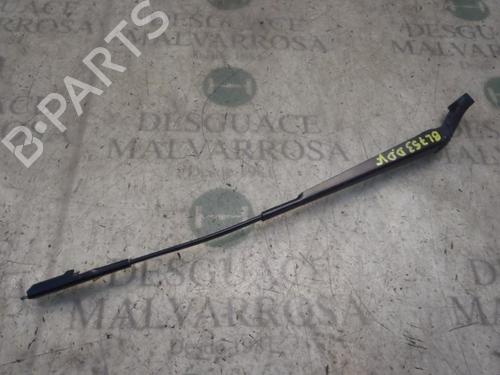 Used Front windshield wiper arm OPEL ZAFIRA / ZAFIRA FAMILY B (A05) 1.9 CDTI (M75) (120 hp) 3796793