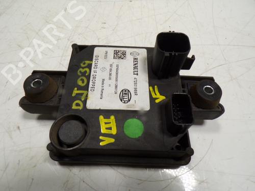 Used Electronic module Electronic module RENAULT KANGOO Express (FW0/1_) Z.E. (FW0Z, FW1Z) (60 hp) 15351517 15351517