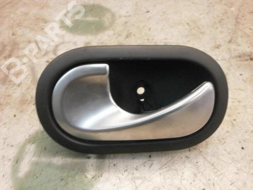 Used Rear left interior door handle Rear left interior door handle RENAULT MEGANE II (BM0/1_, CM0/1_) 1.9 dCi (BM0G, CM0G) (120 hp) 3792906 3792906