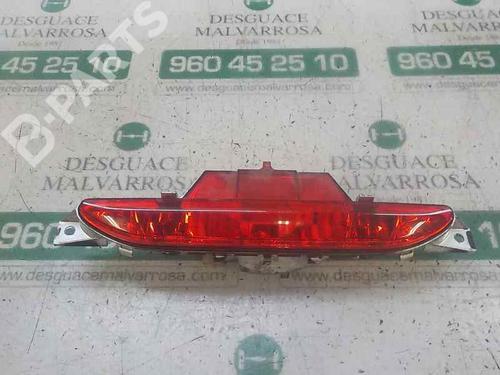 third-brake-light-peugeot-208-i-ca_-cc_-14-hdi-9674308980-9674308980-2012-2013-2014-2015-2016-2017-2018-2019-2020-10968940 main image