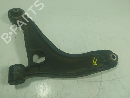 Used Right front suspension arm RENAULT MASTER III Van (FV) [2010-2025]  17473271