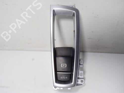 hand-brake-bmw-5-f10-61319877889-921759401-2009-2010-2011-2012-2013-2014-2015-2016-12564641 main image