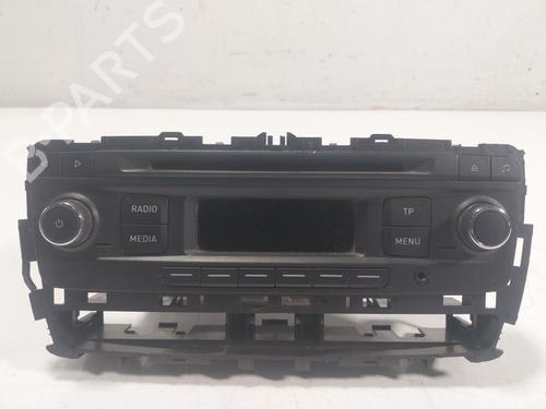 Used Radio SEAT IBIZA IV (6J5, 6P1) 2.0 TDI (143 hp) 18306342