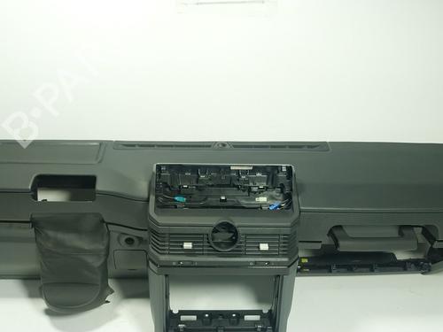 Dashboard INEOS GRENADIER Closed Off-Road Vehicle 3.0 Ti 4x4 (GEB) | BP28602555C46